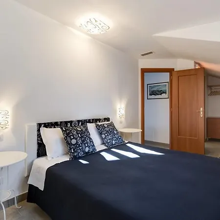 We In Rome Bed & Breakfast 3*