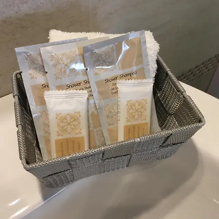 We In Rome Bed & Breakfast 3*