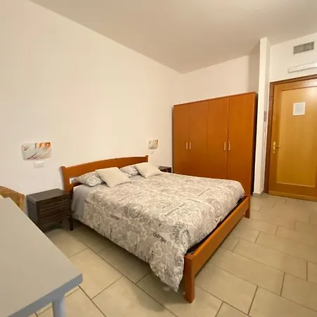 We In Rome Bed & Breakfast 3*